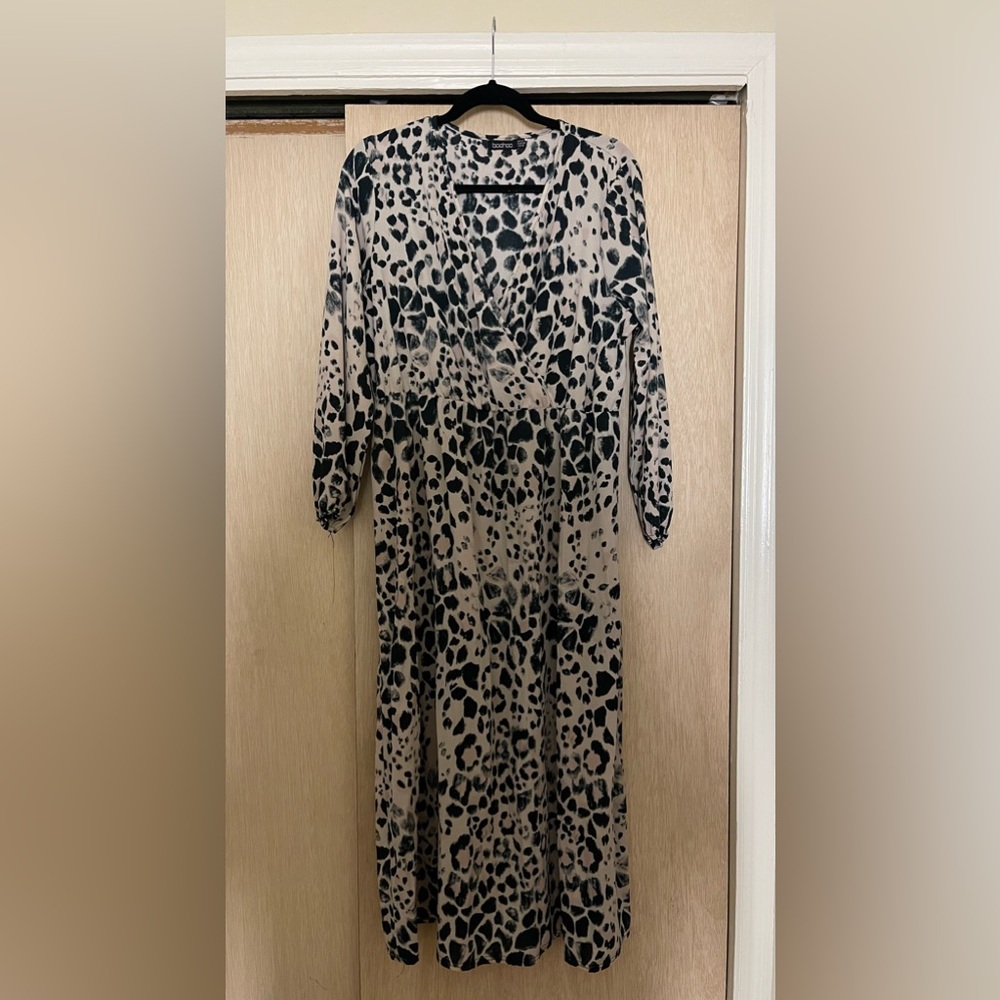 Boohoo Leopard Print Midi Dress